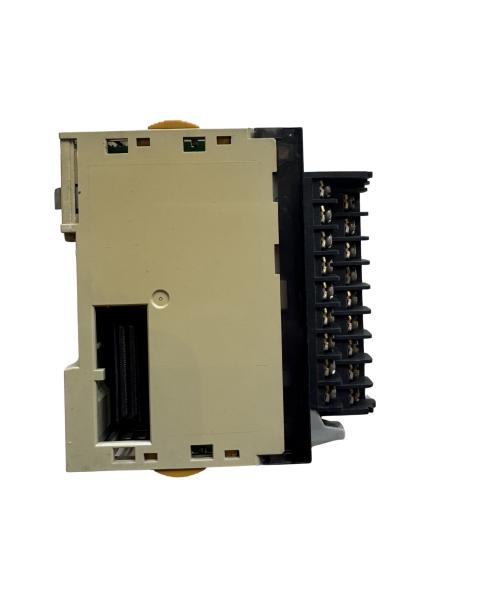 OMRON CJ1W-AD081-V1 (Refurbished & NOT TESTED)